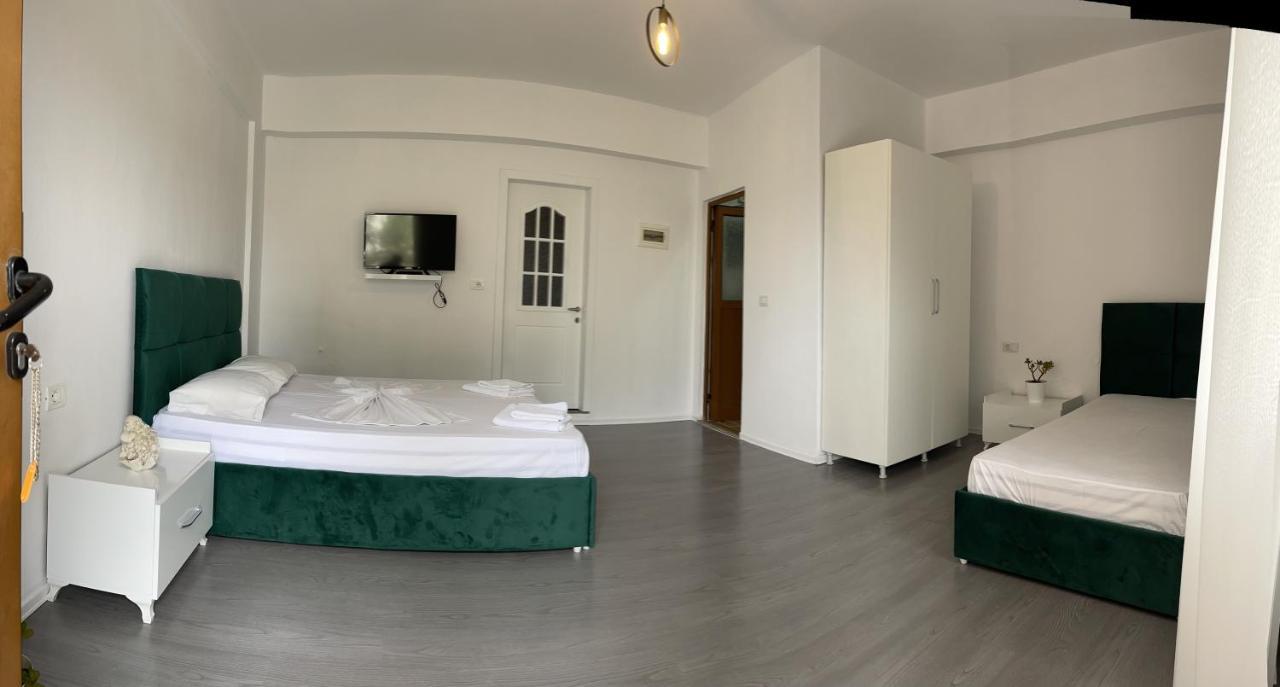 Enia'S Room Саранда Екстер'єр фото